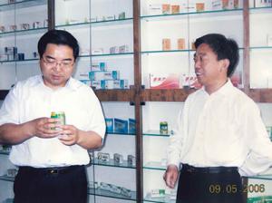 2006年5月9日，時(shí)任洛陽(yáng)市市長(zhǎng)連維良到我公司考察